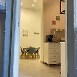 Centro Storico Loft Incantevole Con Giardino Nápoles