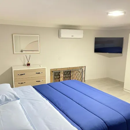 Centro Storico Loft Incantevole Con Giardino * Neapel